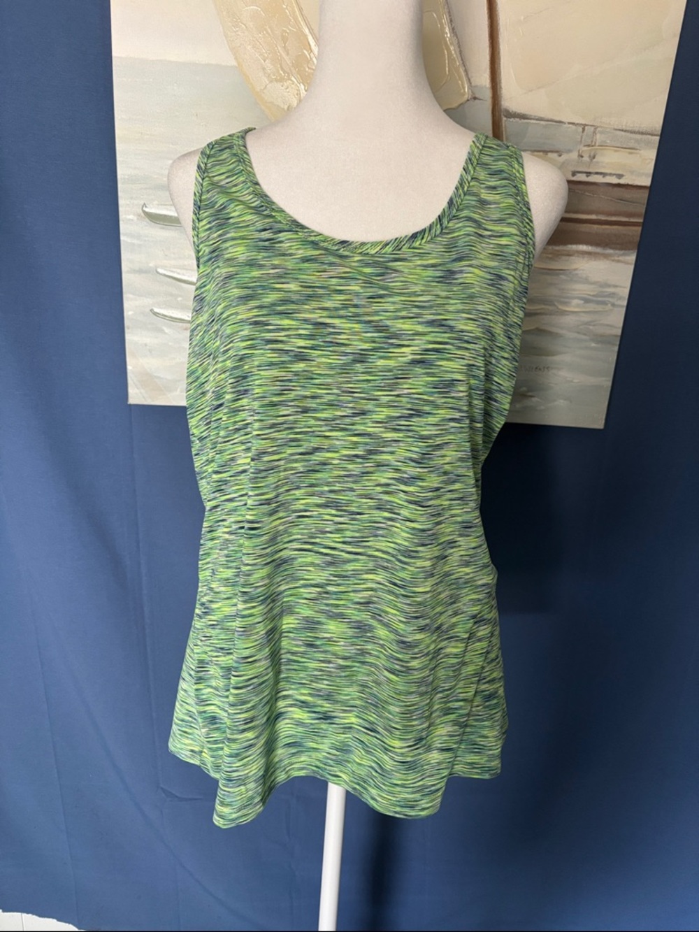 Women’s Green Space-Dye Scoop Neck Tank Top